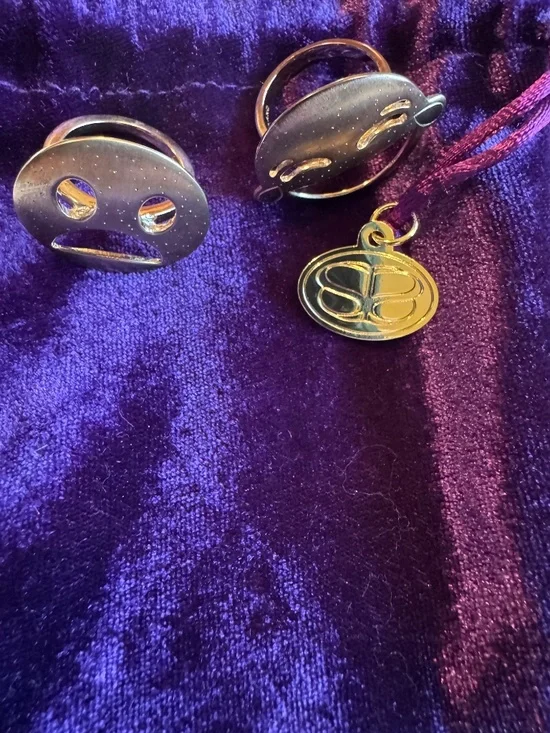 Simone I. Smith Set of 2 Emoji Laughing and Sad Rings- NWOT - Picture 2 of 5